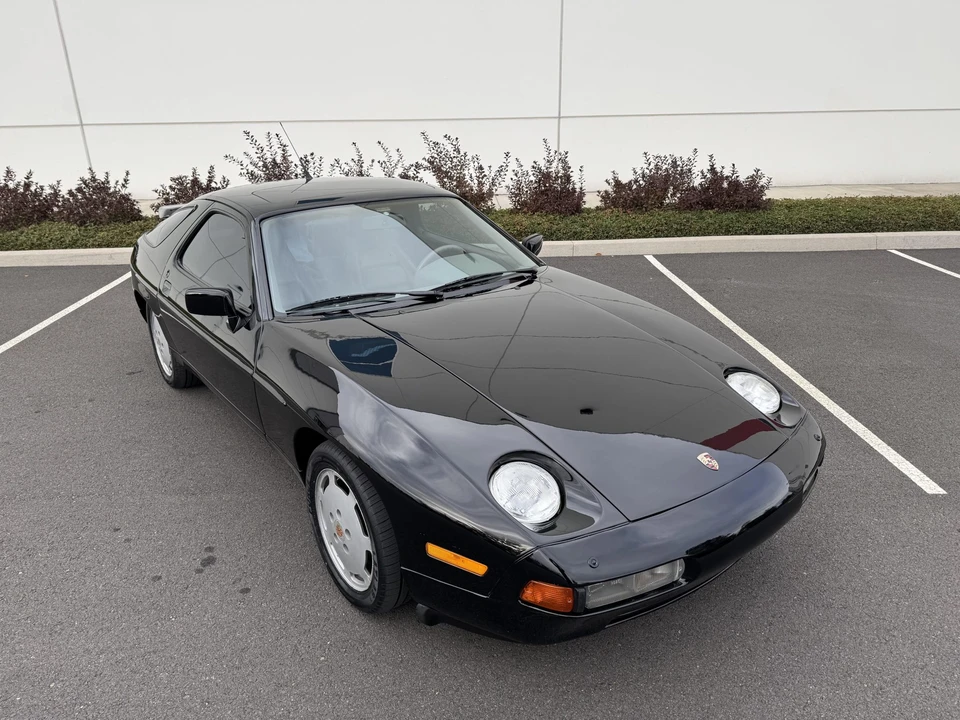 1990 Porsche 928 S4 - Image 5 of 31