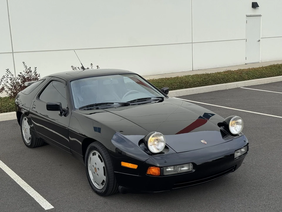 1990 Porsche 928 S4 - Image 6 of 31