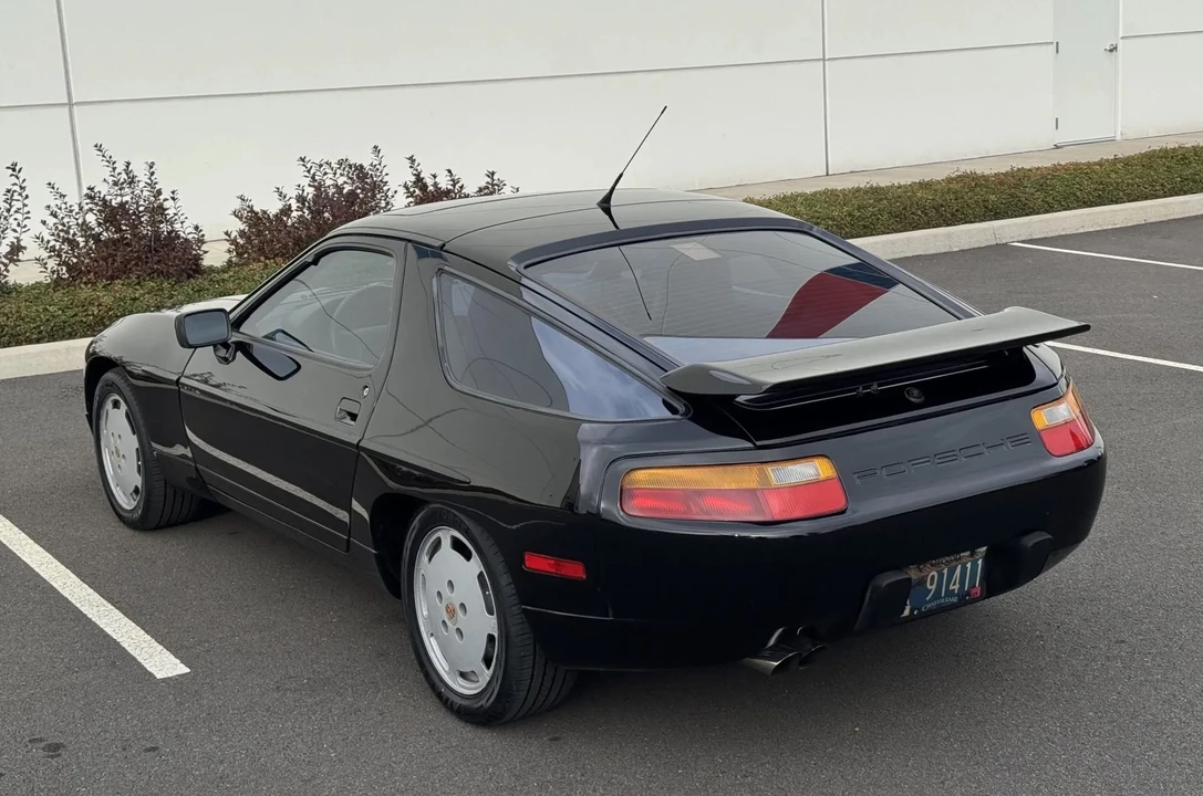 1990 Porsche 928 S4 - Image 5 of 6