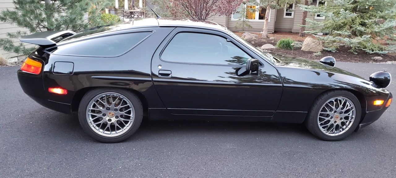 1990 Porsche 928 S4 - Image 11 of 31