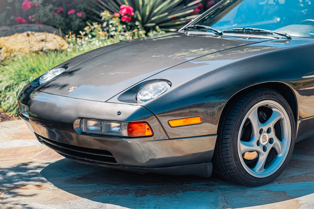 1990 Porsche 928 S4 - Image 15 of 31