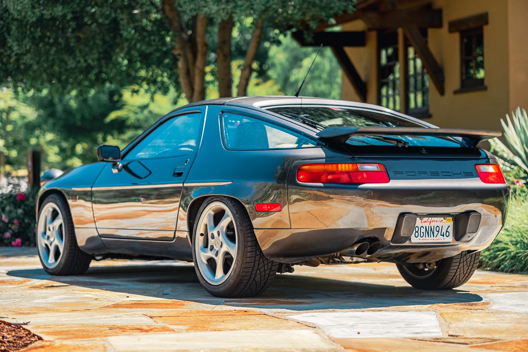 1990 Porsche 928 S4 - Image 11 of 31