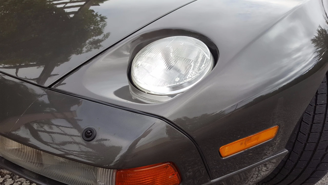 1990 Porsche 928 S4 - Image 14 of 31