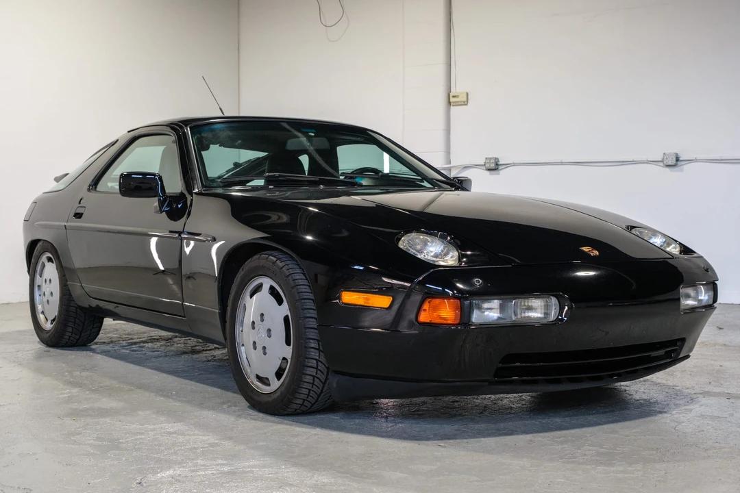 1990 Porsche 928 S4 - Image 15 of 31