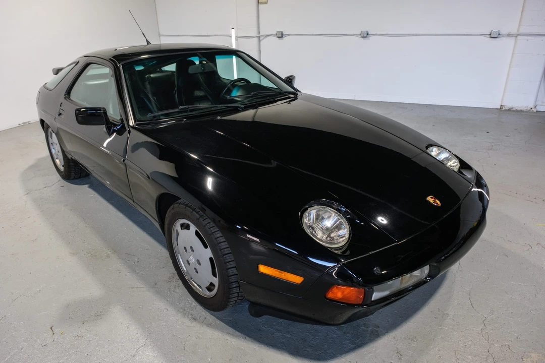 1990 Porsche 928 S4 - Image 16 of 31