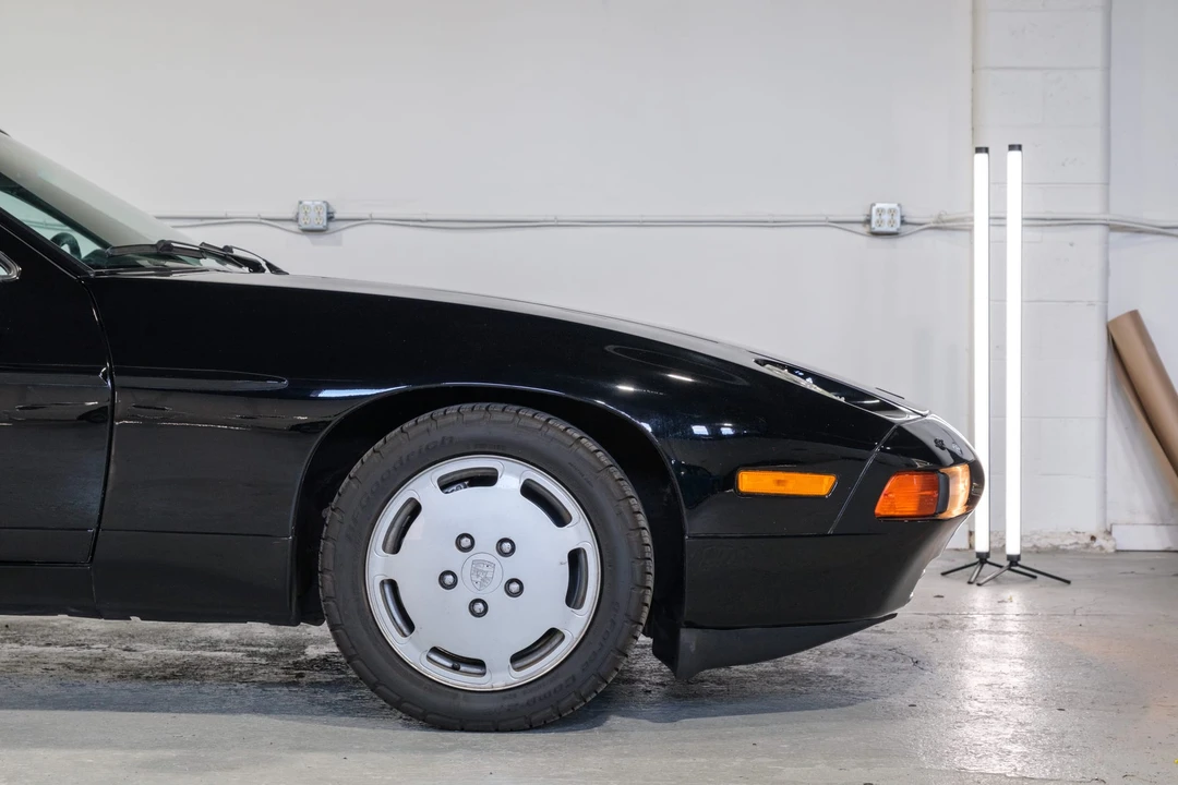 1990 Porsche 928 S4 - Image 24 of 31