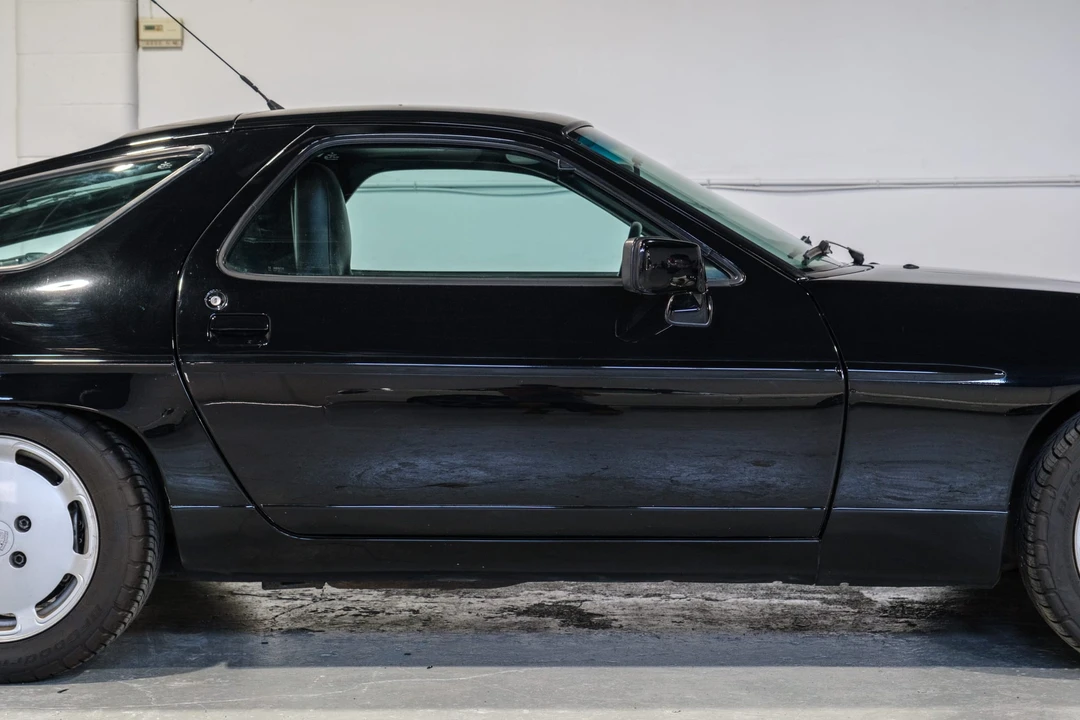 1990 Porsche 928 S4 - Image 23 of 31