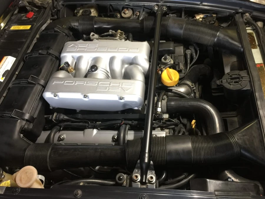 1990 Porsche 928 S4 - Image 7 of 16