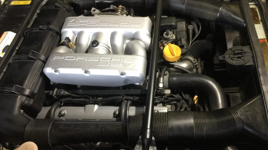 1990 Porsche 928 S4 - Image 8 of 16