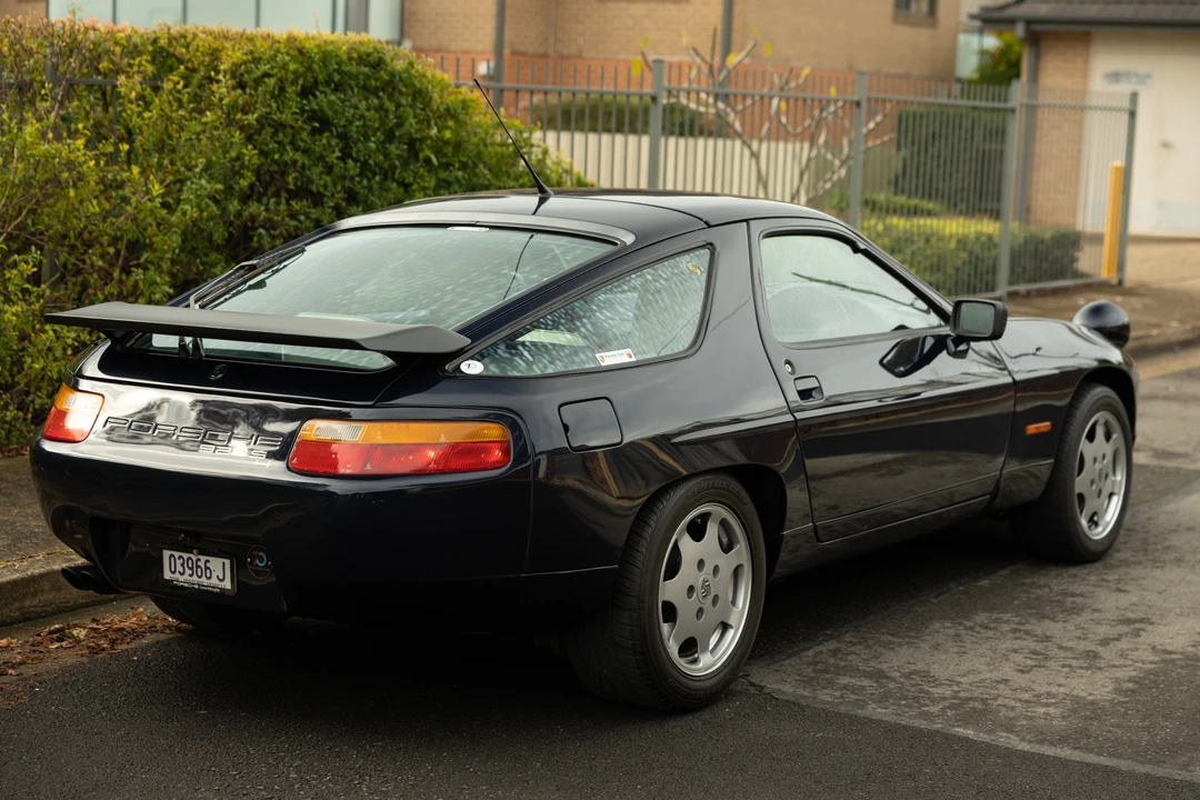 1990 Porsche 928 S4 - Image 5 of 31