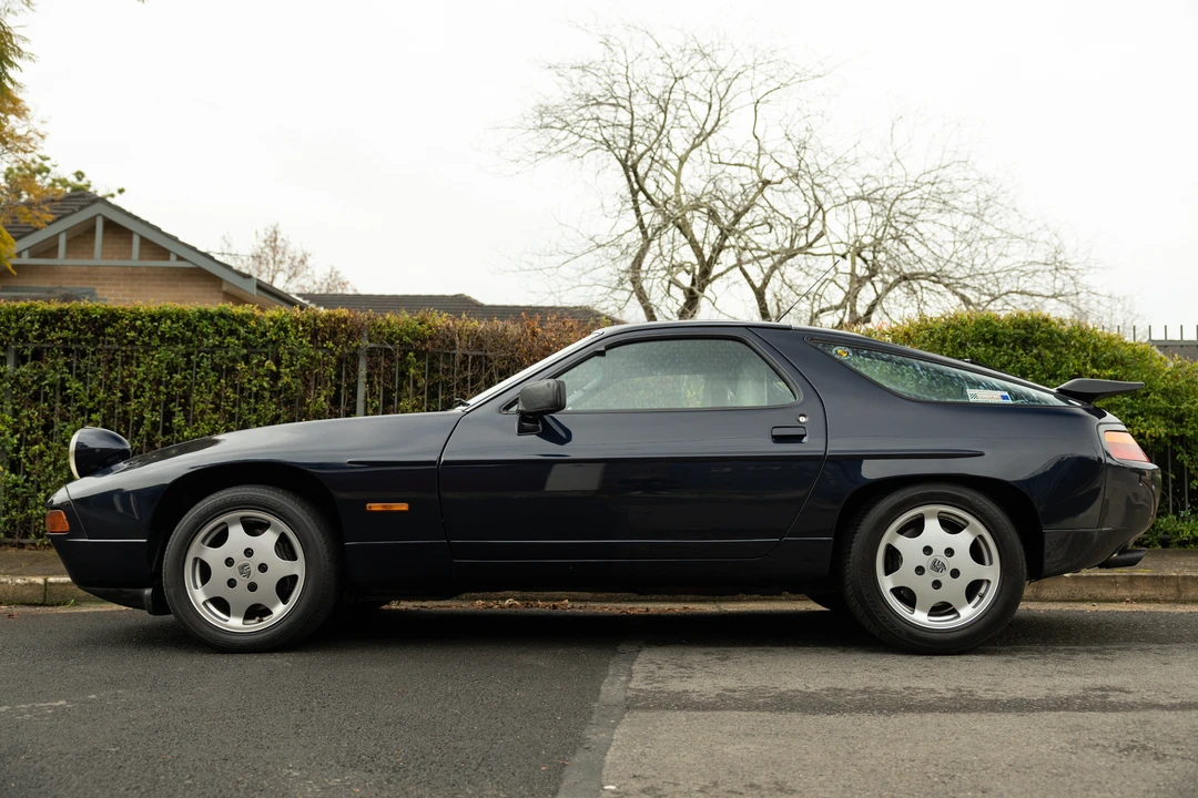 1990 Porsche 928 S4 - Image 8 of 31