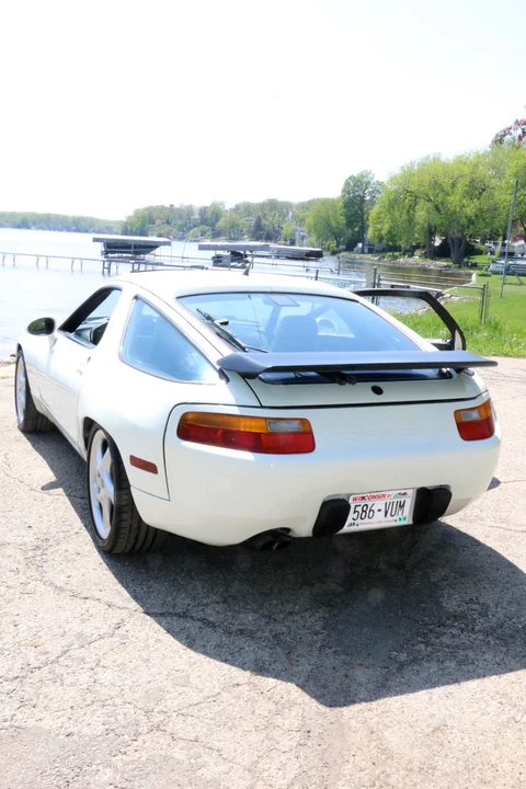 1990 Porsche 928 S4 - Image 27 of 31