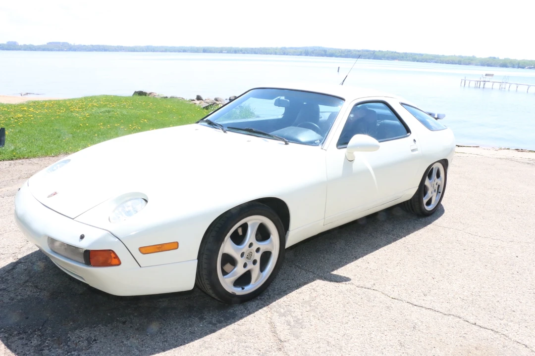 1990 Porsche 928 S4 - Image 6 of 31