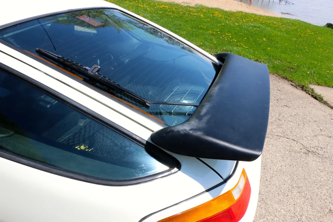 1990 Porsche 928 S4 - Image 22 of 31