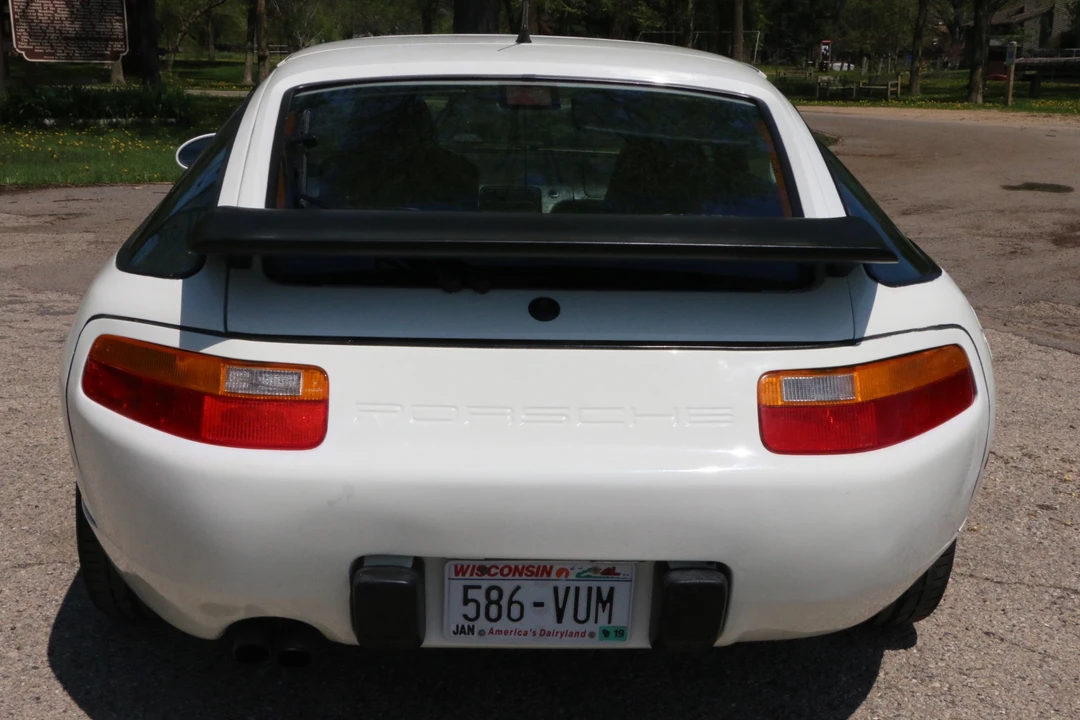 1990 Porsche 928 S4 - Image 19 of 31