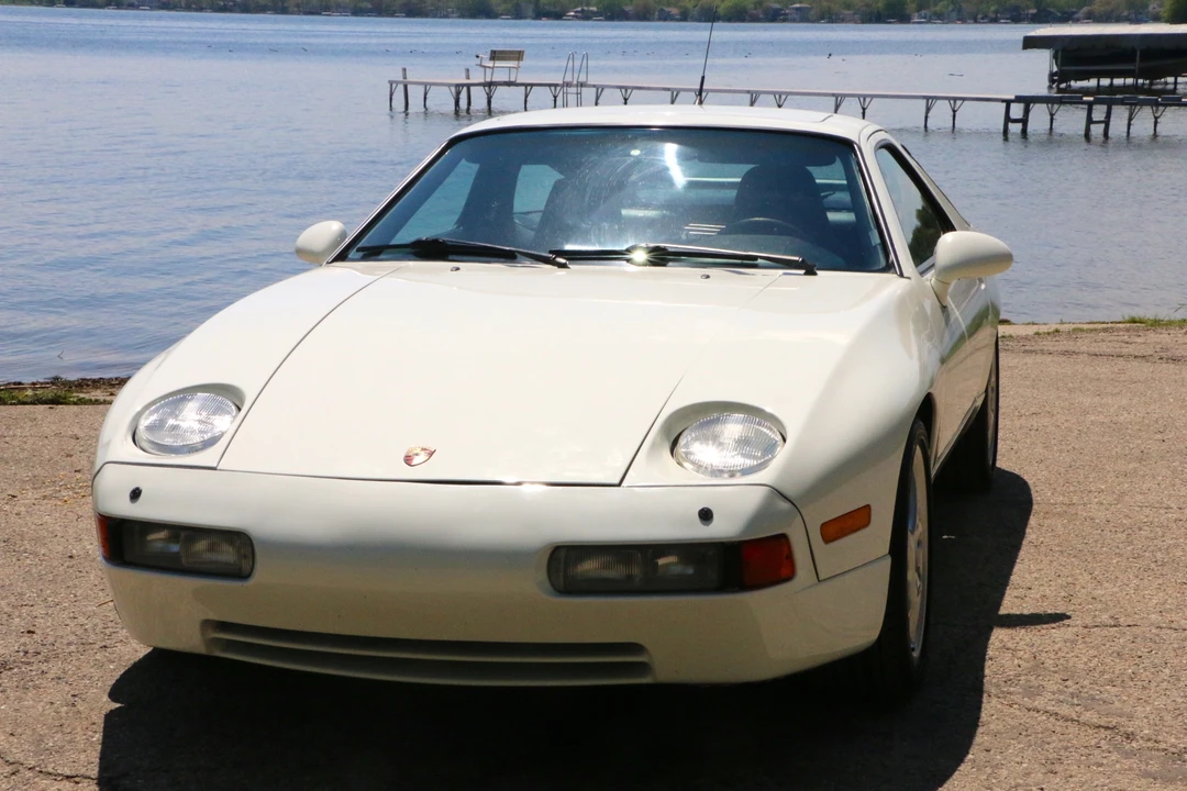 1990 Porsche 928 S4 - Image 11 of 31