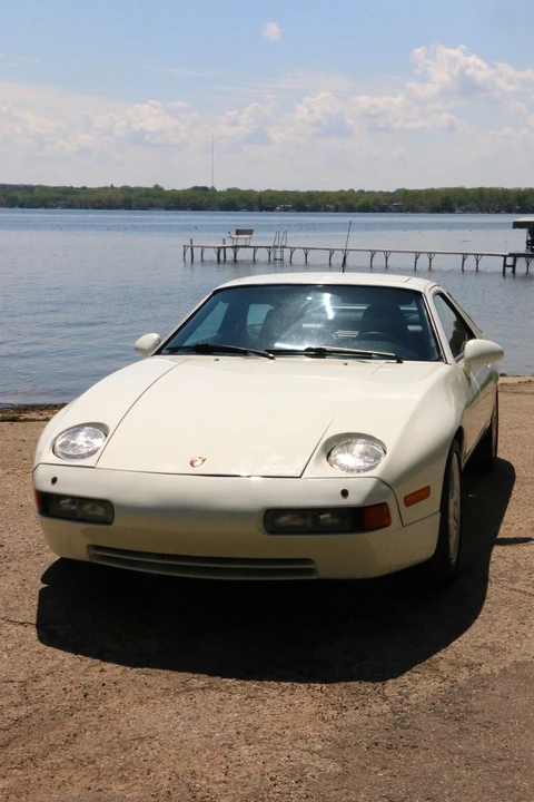 1990 Porsche 928 S4 - Image 12 of 31