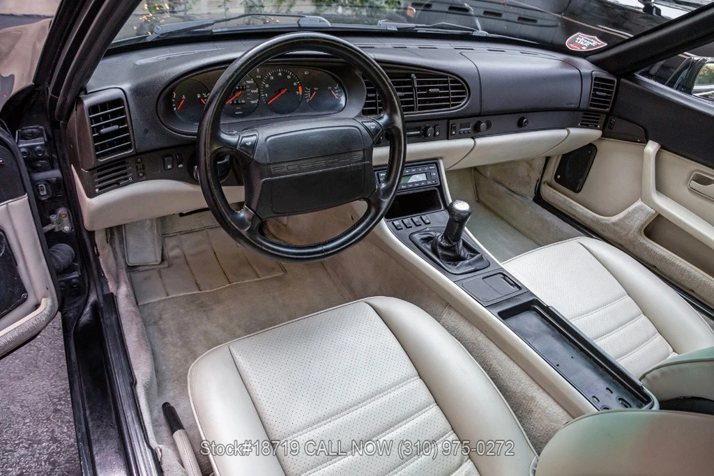 1990 Porsche 944 - Image 18 of 24