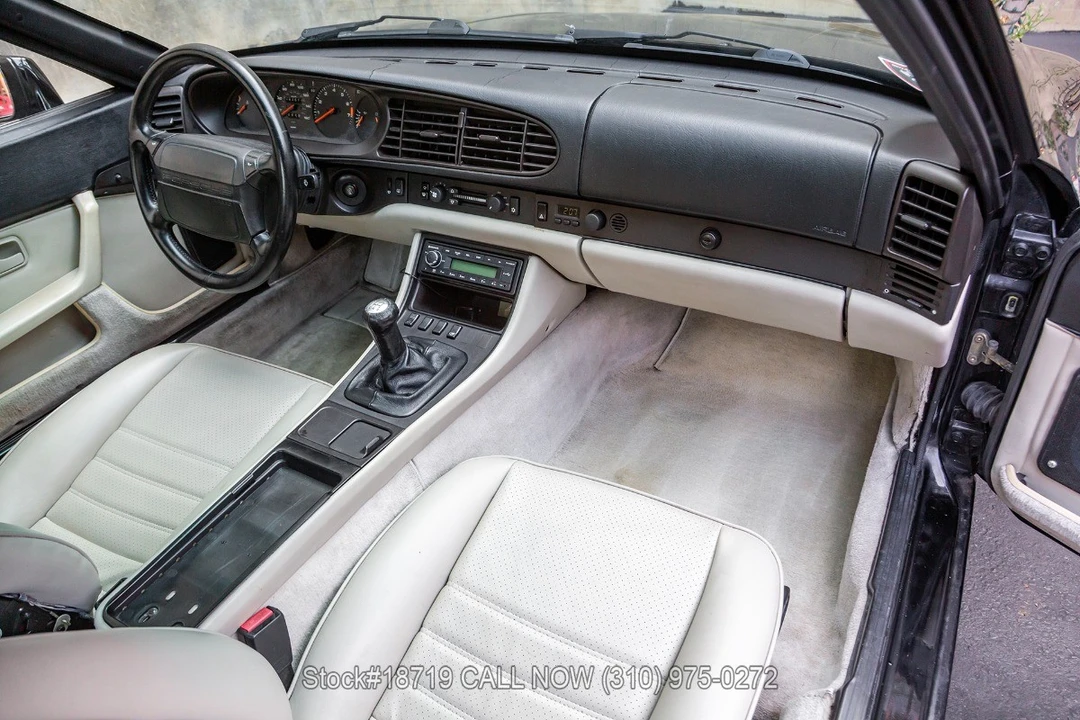 1990 Porsche 944 S2 - Image 24 of 31