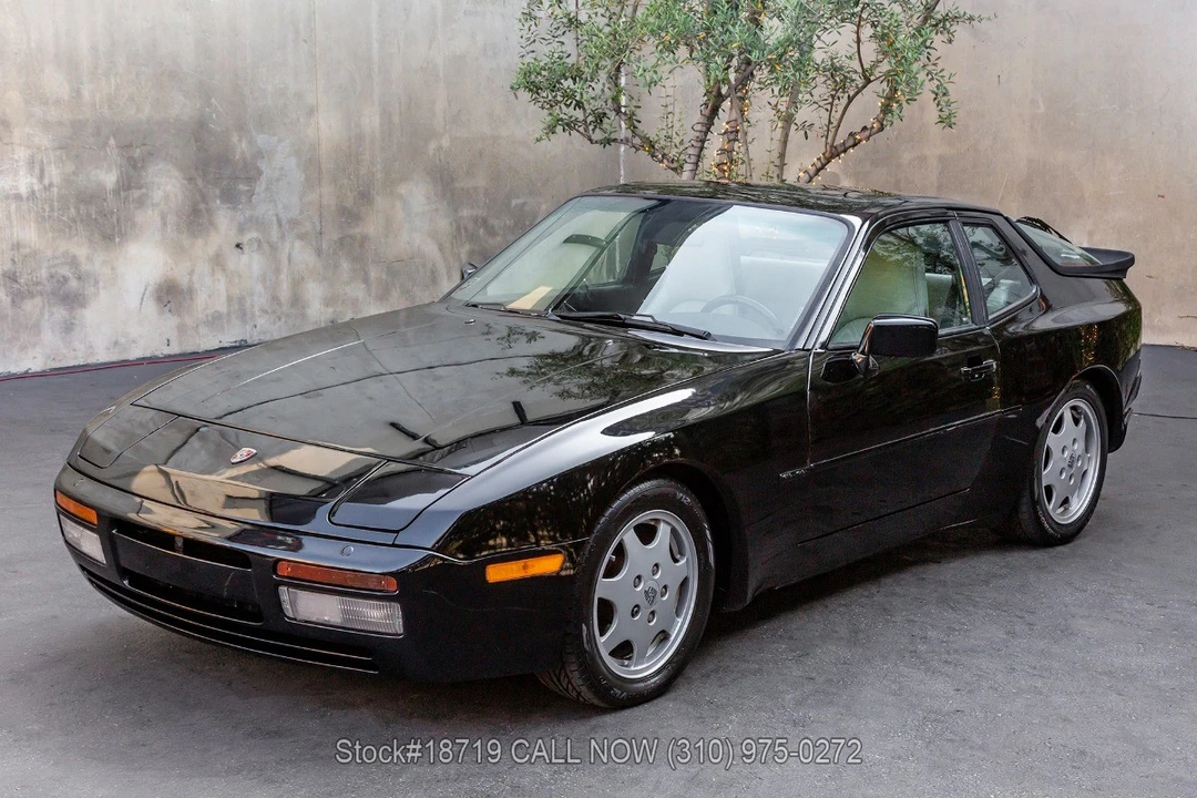 1990 Porsche 944 S2 - Image 9 of 31