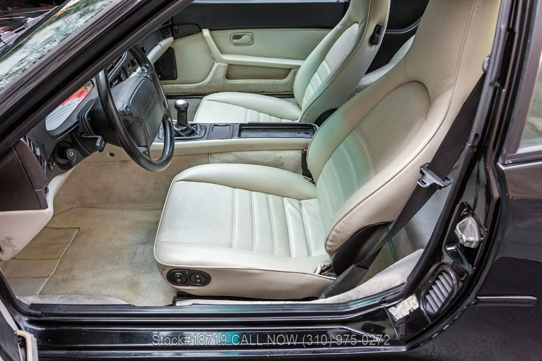 1990 Porsche 944 S2 - Image 17 of 31