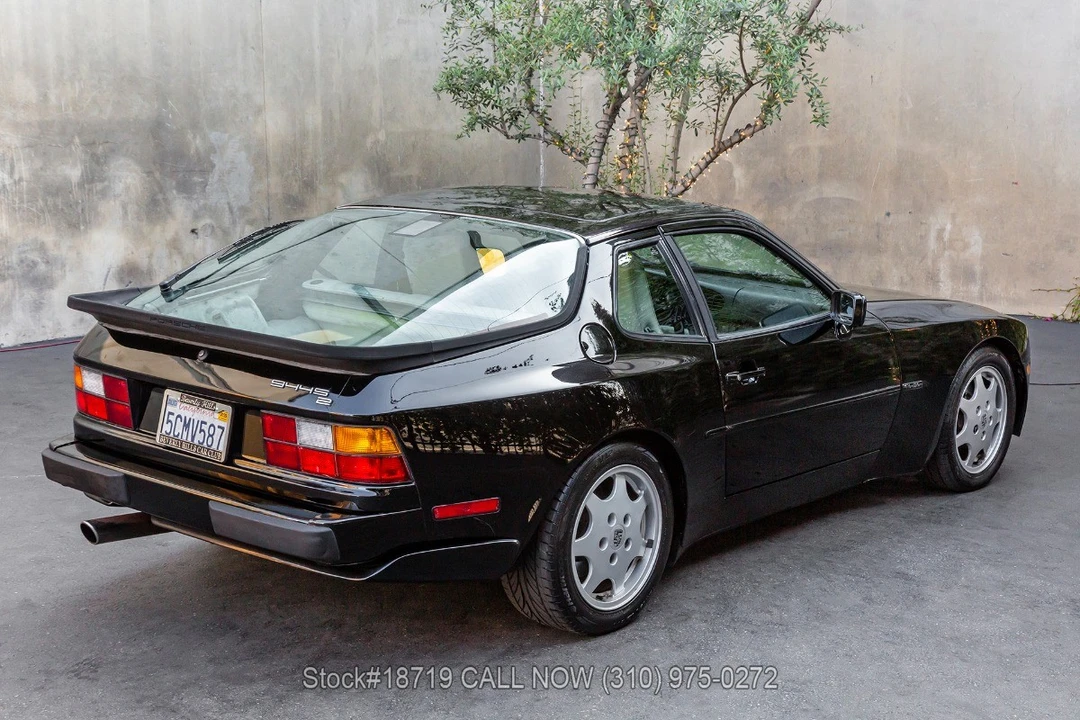 1990 Porsche 944 S2 - Image 6 of 31