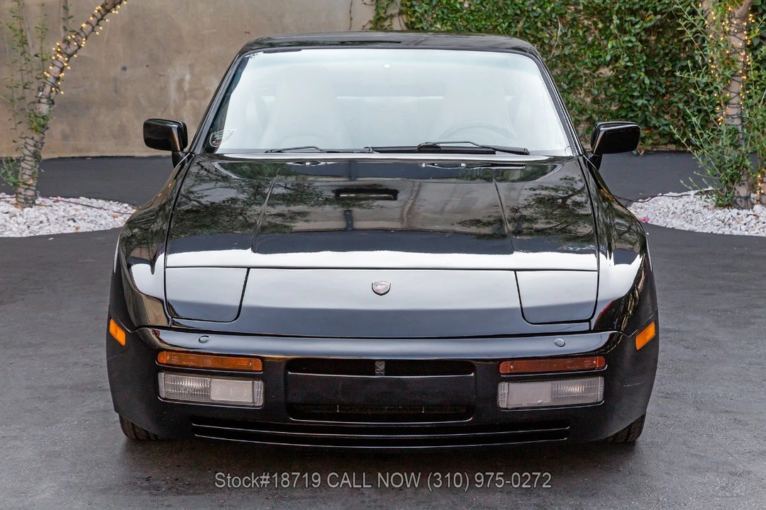 1990 Porsche 944 S2 - Image 2 of 31