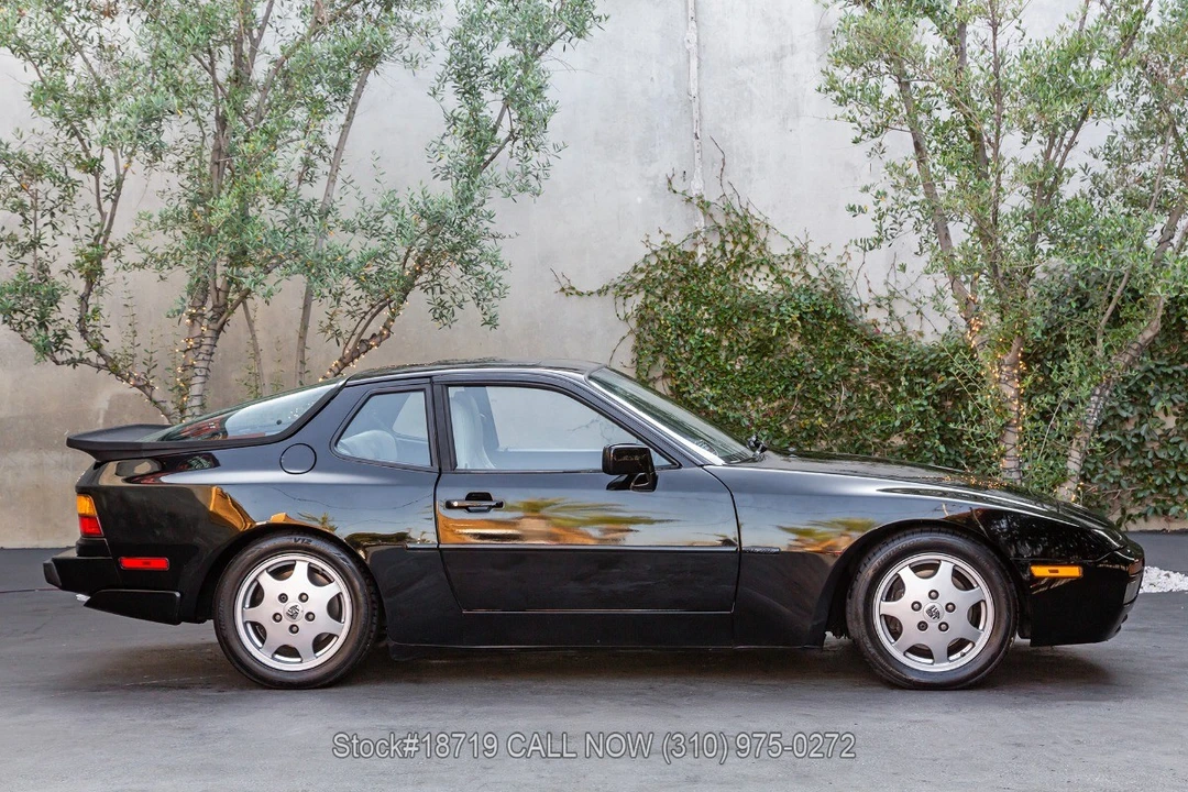 1990 Porsche 944 S2 - Image 4 of 31