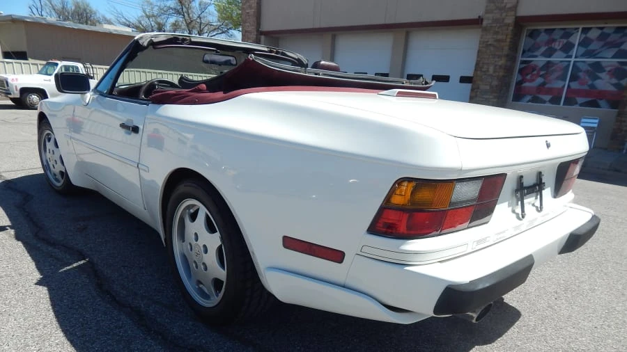1990 Porsche 944 S2 - Image 3 of 11