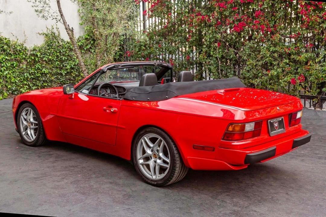 1990 Porsche 944 S2 - Image 9 of 29