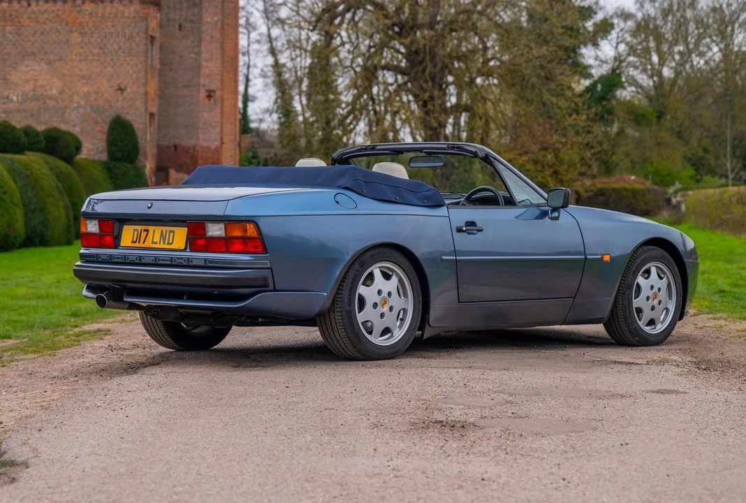 1990 Porsche 944 S2 - Image 4 of 30