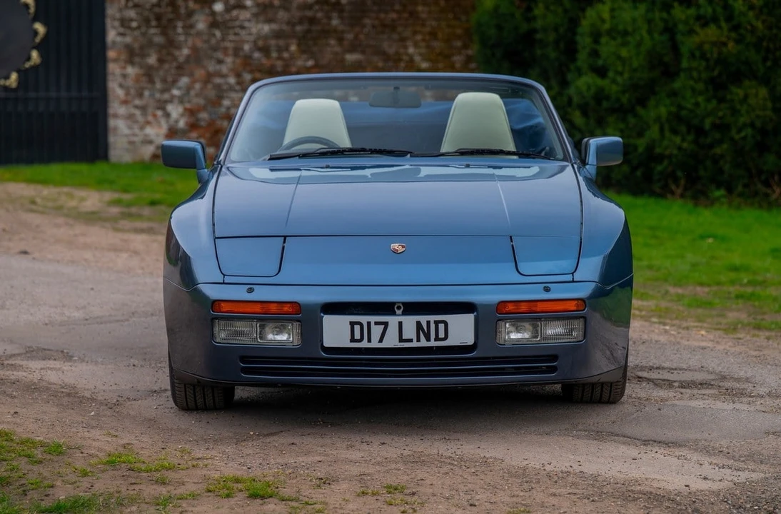 1990 Porsche 944 S2 - Image 11 of 30