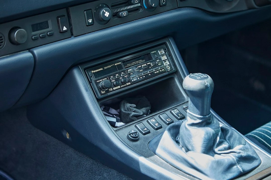1990 Porsche 944 S2 - Image 20 of 30