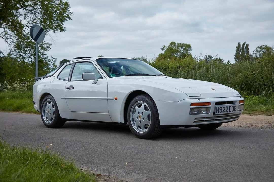 1990 Porsche 944 S2 - Image 5 of 30
