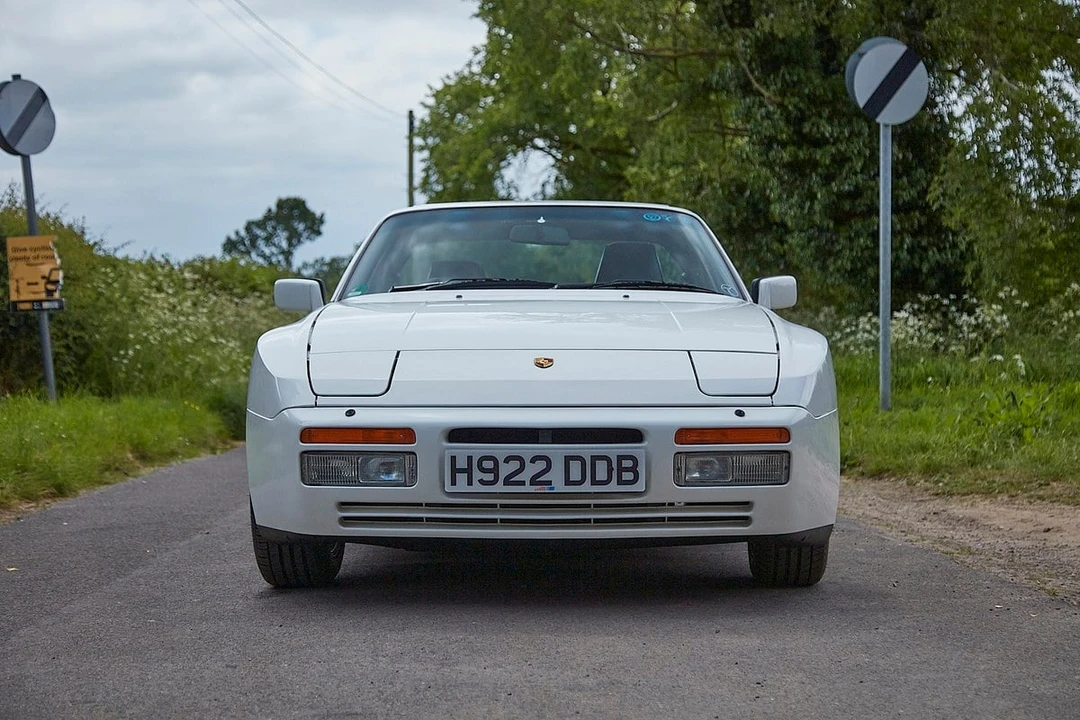 1990 Porsche 944 S2 - Image 3 of 30