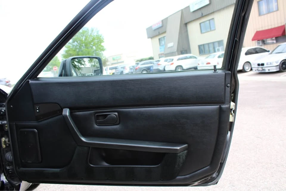 1990 Porsche 944 S2 - Image 15 of 20