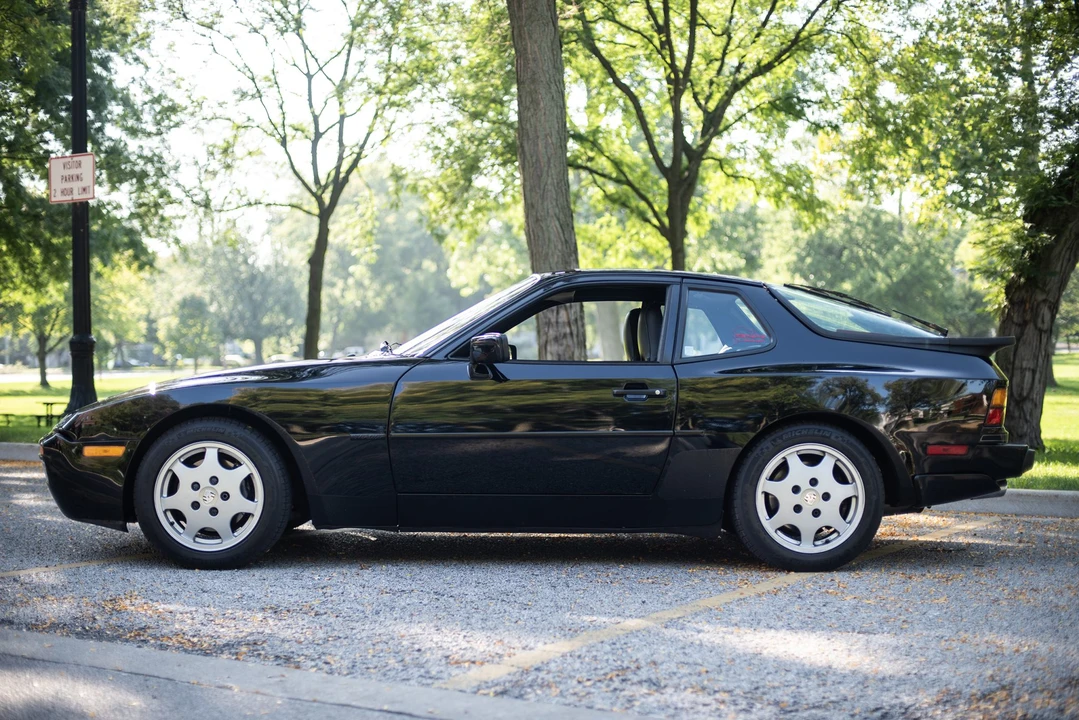 1990 Porsche 944 S2 - Image 9 of 31