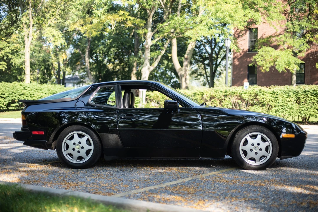 1990 Porsche 944 S2 - Image 5 of 31