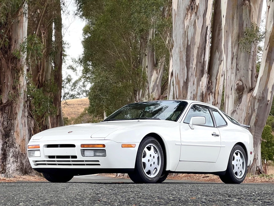 1990 Porsche 944 S2 - Image 5 of 31