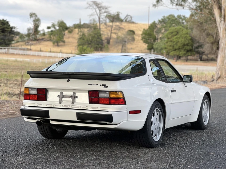 1990 Porsche 944 S2 - Image 10 of 31