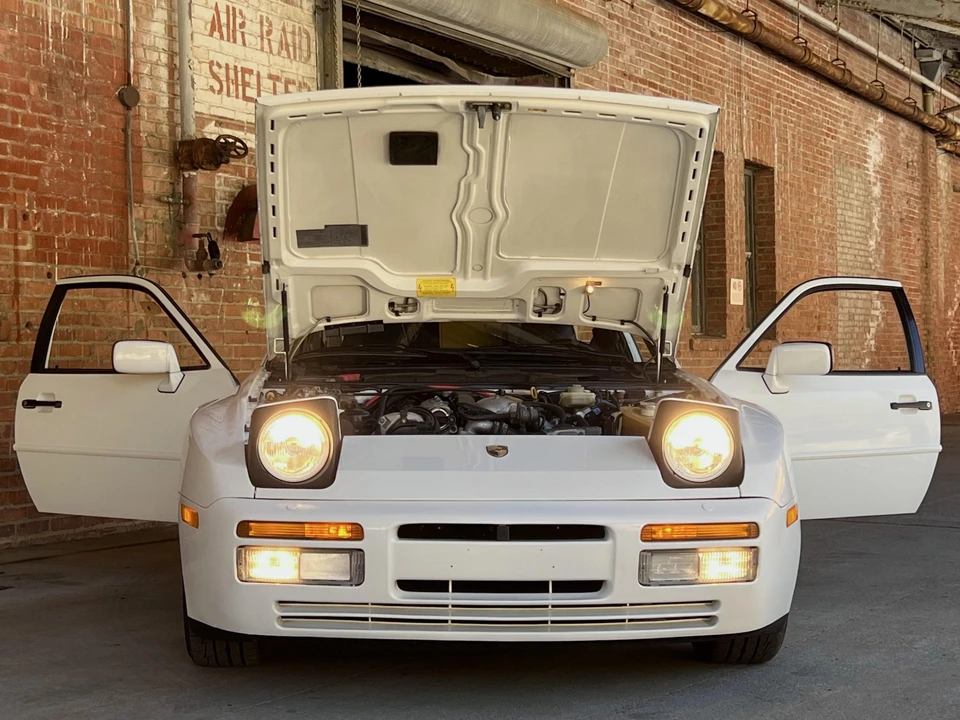 1990 Porsche 944 S2 - Image 23 of 31