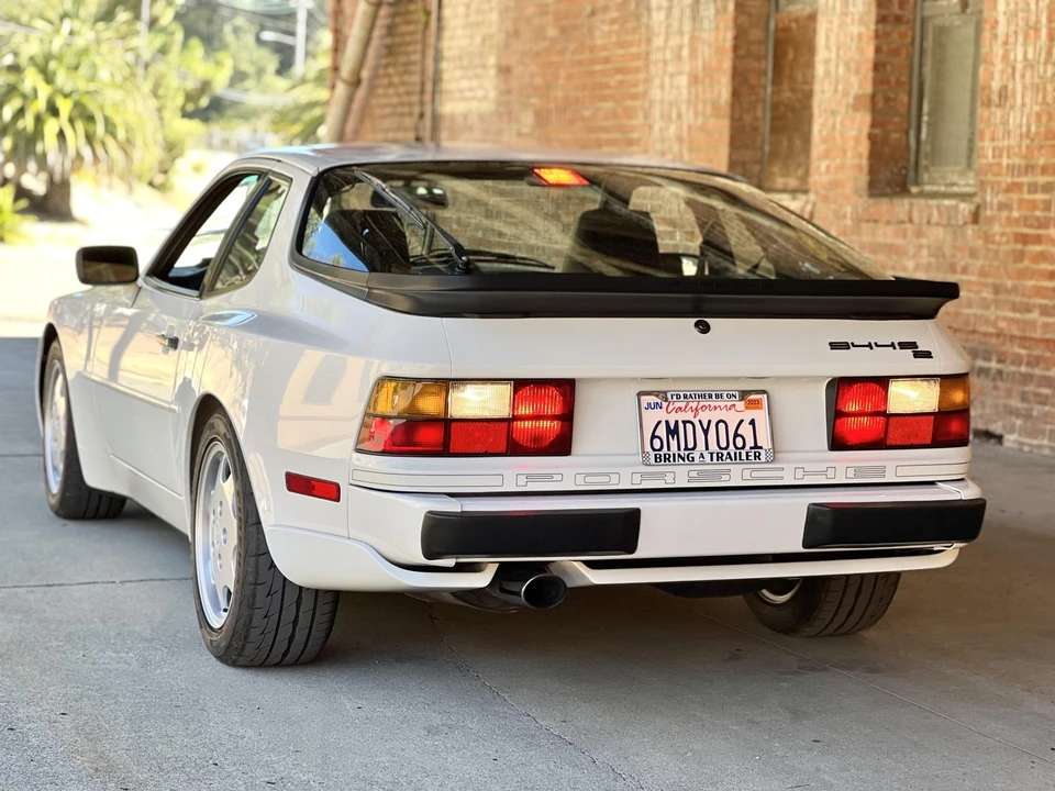 1990 Porsche 944 S2 - Image 30 of 31