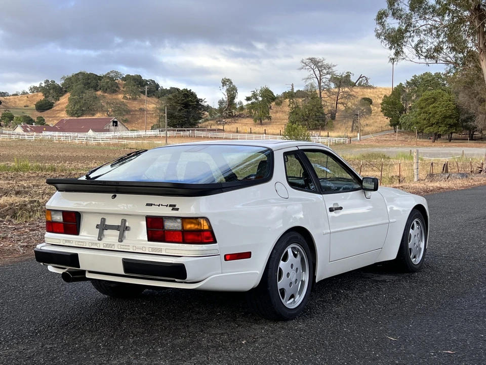 1990 Porsche 944 S2 - Image 12 of 31