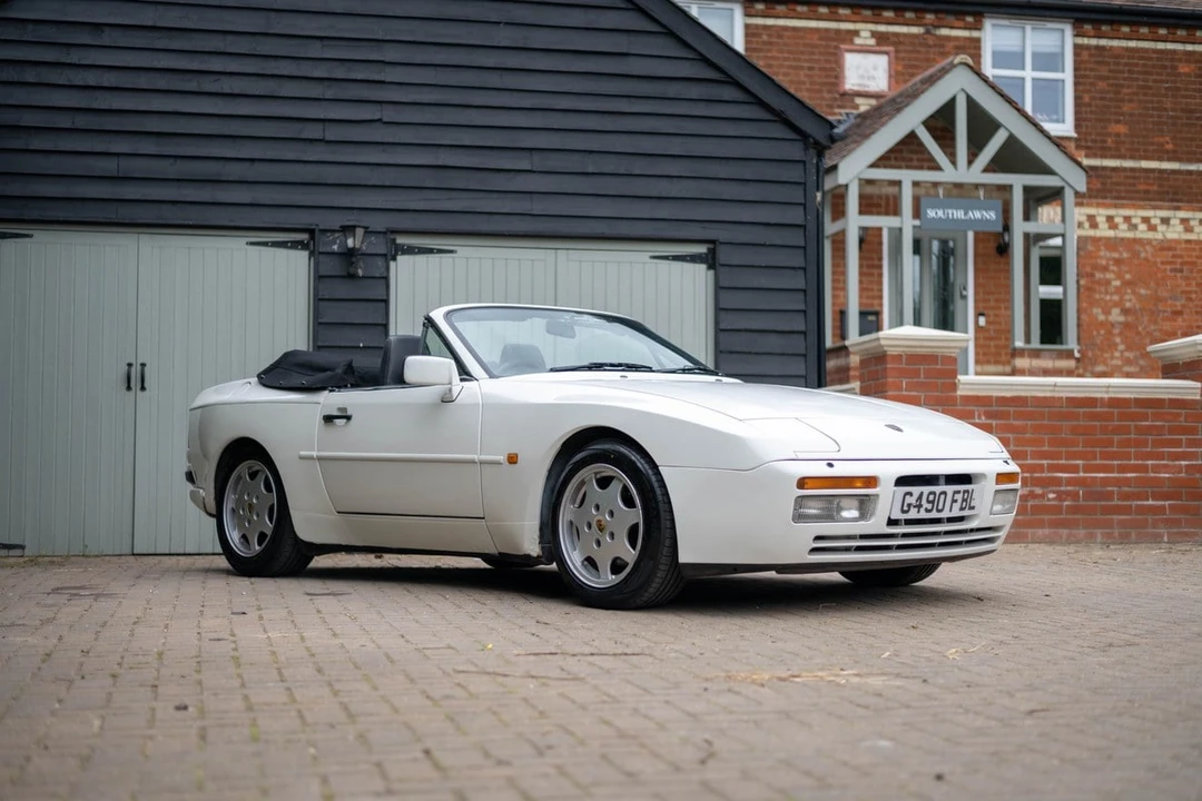 1990 Porsche 944 S2 - Image 8 of 30