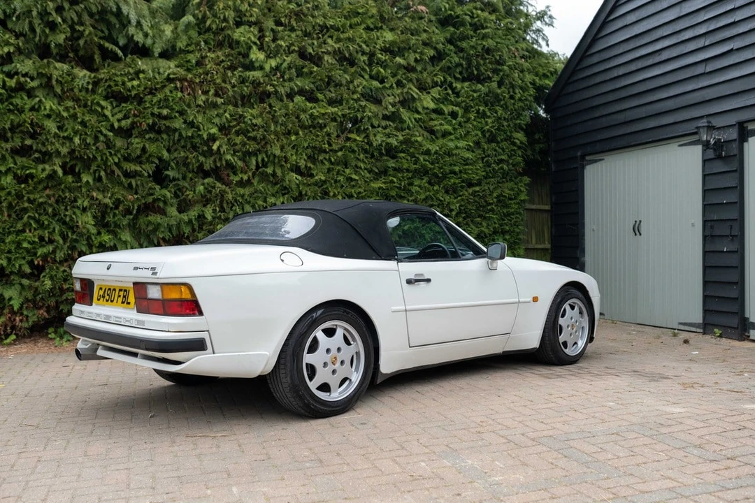 1990 Porsche 944 S2 - Image 25 of 30