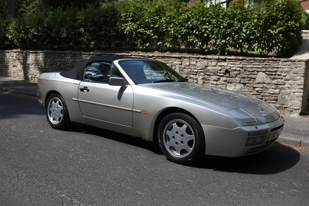 1990 Porsche 944 S2 - Image 17 of 30