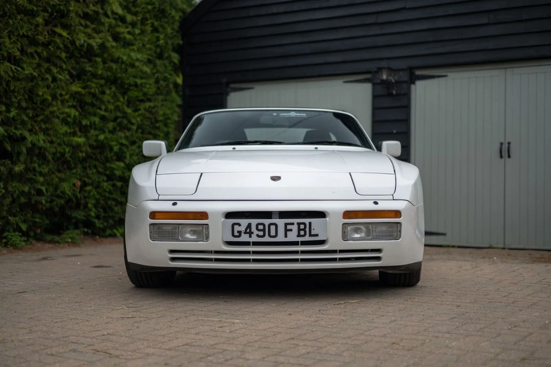 1990 Porsche 944 S2 - Image 4 of 30