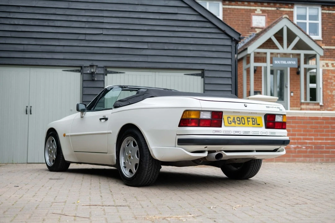 1990 Porsche 944 S2 - Image 18 of 30