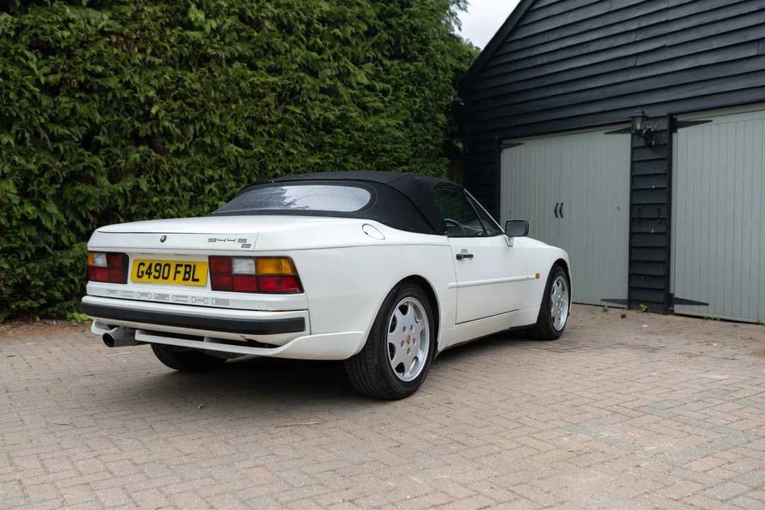1990 Porsche 944 S2 - Image 24 of 30