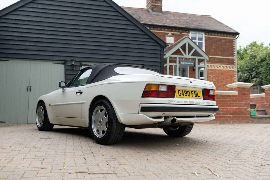 1990 Porsche 944 S2 - Image 28 of 30